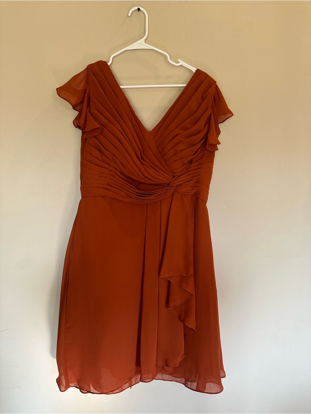 Inewer Rust Orange‎ V-Neck Ruffle Dress - Picture 2 of 5